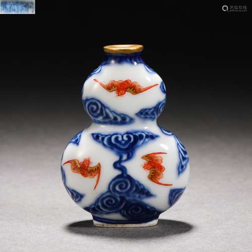 Qing Dynasty Porcelain Fushou Snuff Bottle