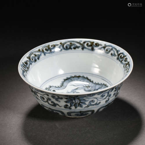 Qing Dynasty blue and white dragon bowl