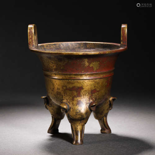 Qing Dynasty bronze elephant foot incense burner