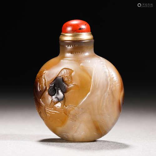 Qing Dynasty agate snuff bottle