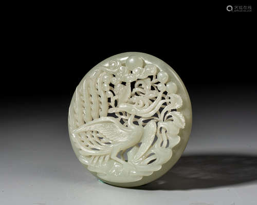 A WHITE JADE PENDANT,QING DYNASTY