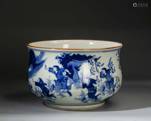 A CHINESE BLUE AND WHITE CENSER,QING DYNASTY