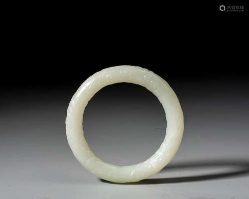 A WHITE JADE BANGLE,QING DYNASTY