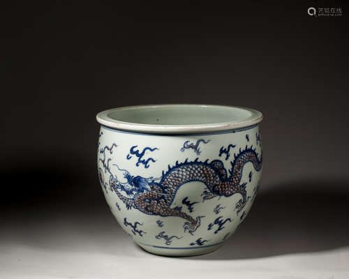 A CHINESE UNDERGLAZE-BLUE AND COPPER-RED 'DRAGON' JAR,QING D...