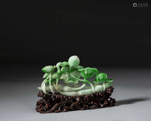 A JADEITE LOTUS DECORATION WITH STAND,QING DYNASTY