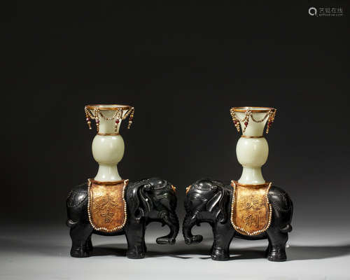 A PAIR OF 'TAIPING ELEPHANT' ORNAMENTS,QING DYNASTY