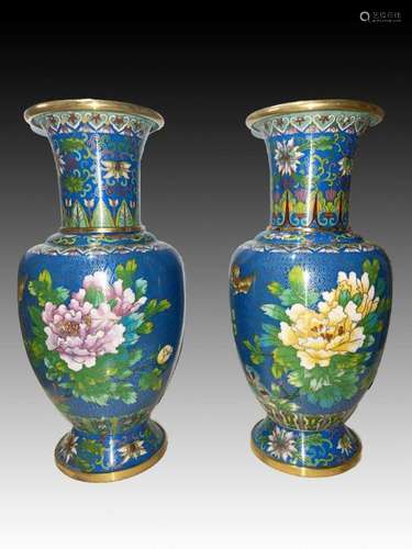 Chinese Cloisonné Pair Of Vases, 20th Century