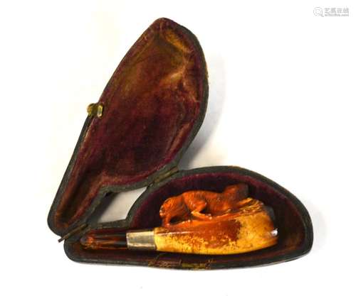 Antique Vintage Carved Amber Smoking Pipe