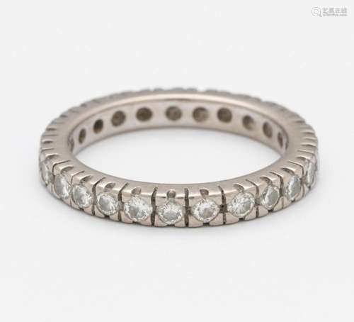 Diamond-Band Ring