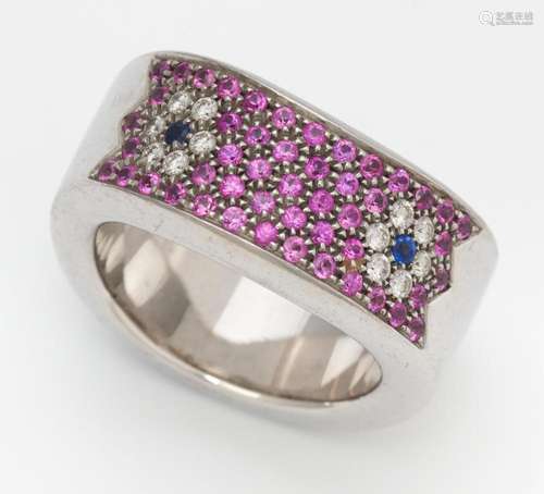 Farbstein-Diamant-Ring