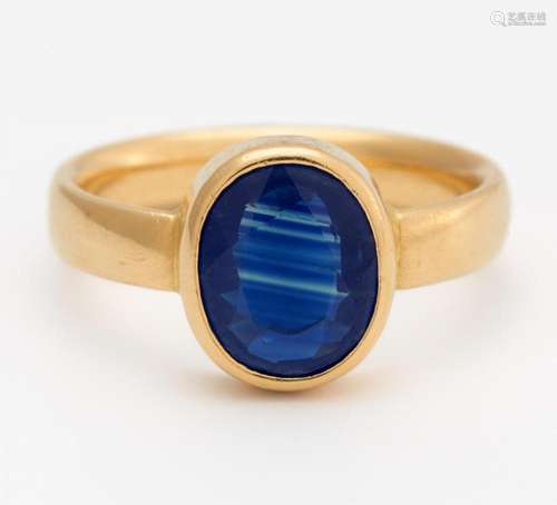 Saphir-Ring