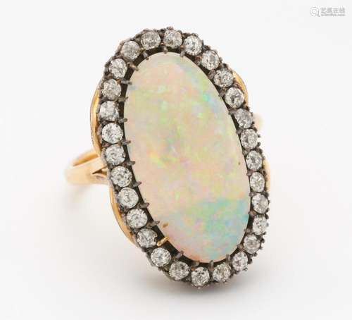 Opal-Diamant-Ring