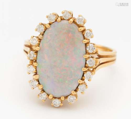 Opal-Diamant-Ring