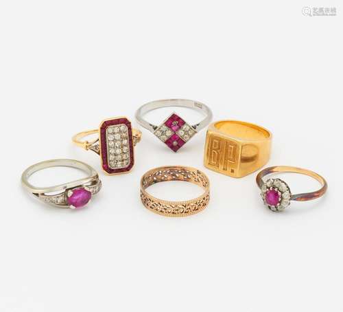 Konvolut: Vier Rubin-Diamant-Ringe, 1 Gold-Ring