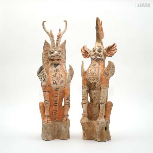 Pair of amaizing Tang Painted Pottery earthspirits