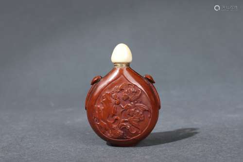 Olive Nut Carved Snuff Bottle