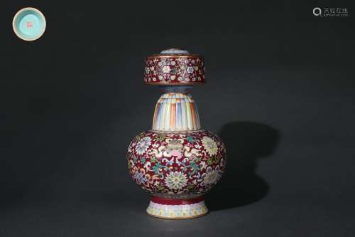 Famille Rose Vase with Interlaced Lotus Design, Qianlong Rei...