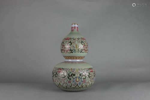 Famille Rose Gourd-shaped Vase with Floral Design, Qianlong ...