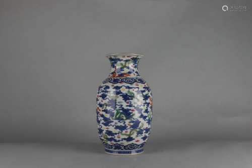 Blue-and-white Vase with Dragon Pattern and Famille Rose Ena...
