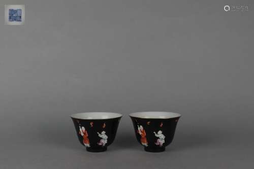 A Pair Famille Rose Bowls with Figure Design, Jiaqing Reign ...