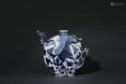 Blue-and-white Vase with Phoenix Head Design, Yuan Dynasty