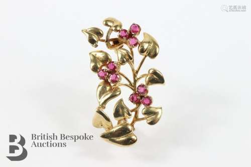 9ct Yellow Gold and Ruby Brooch