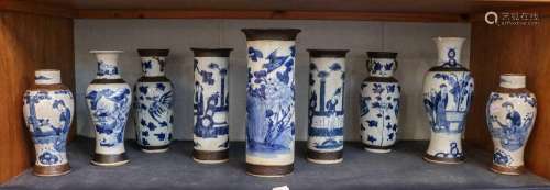 A good collection of 20th century Chinese blue and white vas...