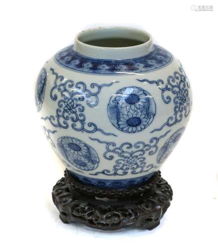 A Chinese porcelain jar, Qianlong reign mark, of ovoid form,...
