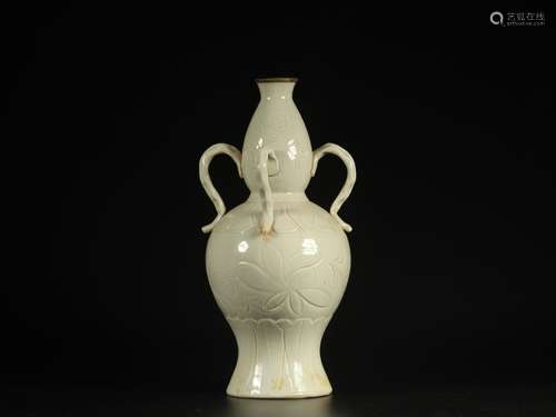 kiln carved four ears bottle gourdSize: 10 cm high end of 29...