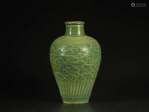 The  : green glaze carved plum bottleSize: 6 cm high 20 cm d...