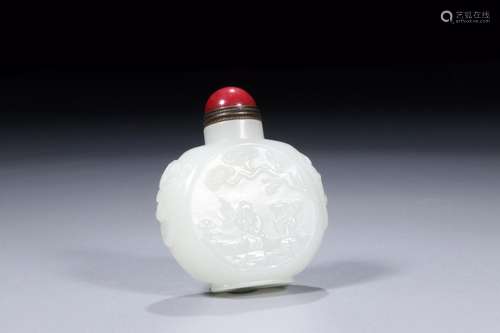 Has a hidden: hetian jade cross fangxian snuff bottlesSize: ...