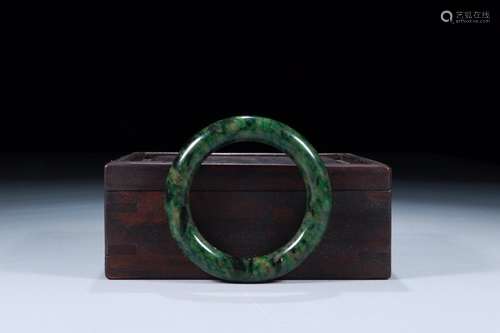 : in the   jade bracelet round barSize: diameter 5.7 cm weig...