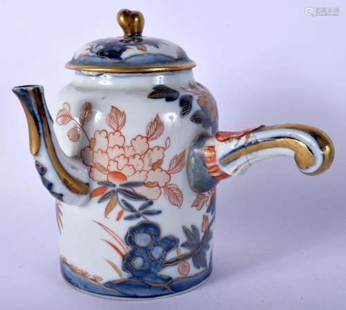 AN 18TH CENTURY JAPANESE EDO PERIOD IMARI TEAPOT AND COVER p...