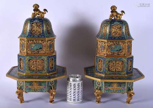 A FINE PAIR OF EARLY 20TH CENTURY CHINESE CLOISONNE ENAMEL C...