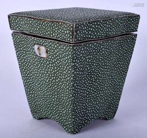 AN EARLY 20TH CENTURY SHAGREEN CASED MOTHER OF PEARL TEA CAD...