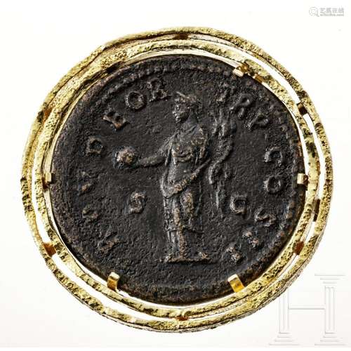 A brooch with a gold-mounted Sestertius replica, 20th centur...