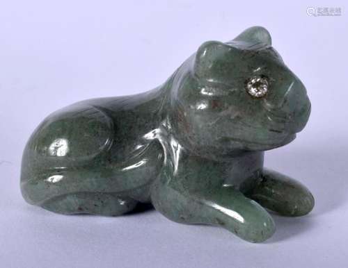 AN EARLY 20TH CENTURY CONTINENTAL DIAMOND INSET JADE BEAST. ...