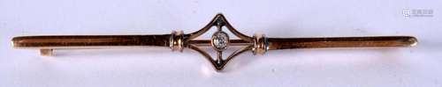 AN EDWARDIAN YELLOW METAL AND DIAMOND BROOCH. 4 grams. 6.5 c...