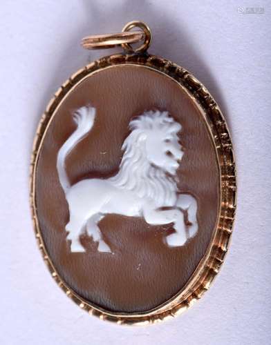 A 9CT GOLD CAMEO PENDANT. 3.2 grams. 3.5 cm x 2 cm.