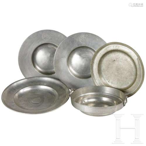 Four German pewter plates and one bowl, 18th/19th century