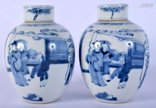 A PAIR OF 19TH CENTURY CHINESE BLUE AND WHITE PORCELAIN GING...