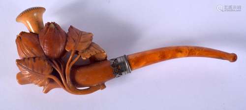 AN ANTIQUE AMBER AND MEERSCHAUM PIPE. 17 cm x 7 cm.