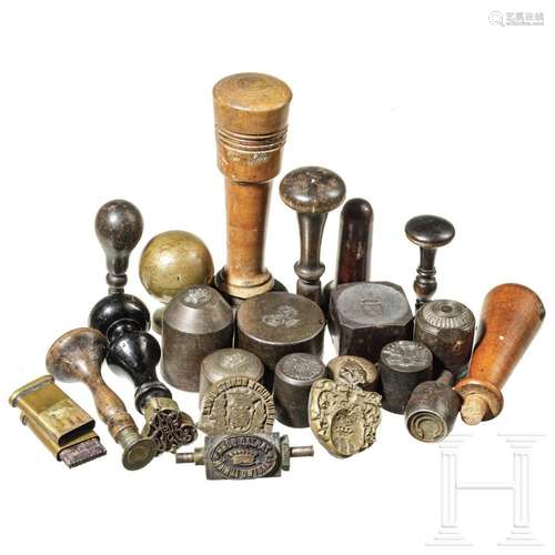 23 seals and handles, 18th - 20th century