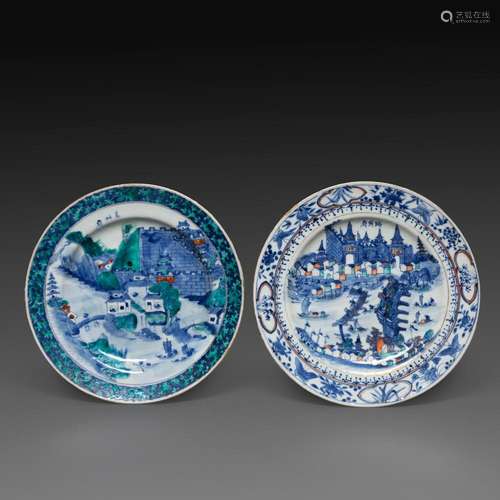 SUITE DE DEUX ASSIETTES en porcelaine et émaux doucai illust...