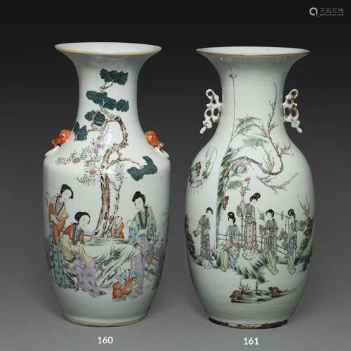 VASE BALUSTRE À DEUX ANSES en porcelaine et émaux qianjiangc...