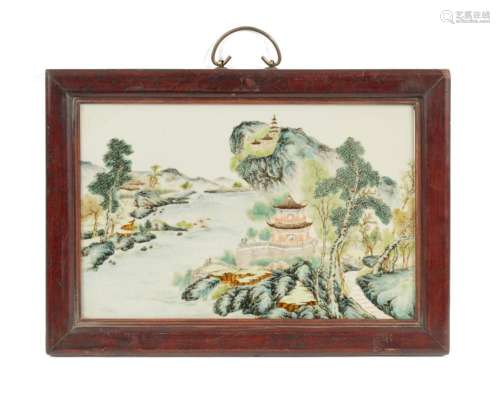 A 19TH CENTURY CHINESE FAMILLE VERTE PORCELAIN WALL PLAQUE