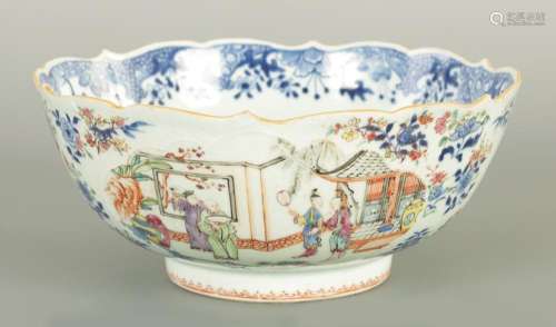 A LARGE 18TH/19TH CENTURY CHINESE FAMILLE ROSE PORCELAIN BOW...