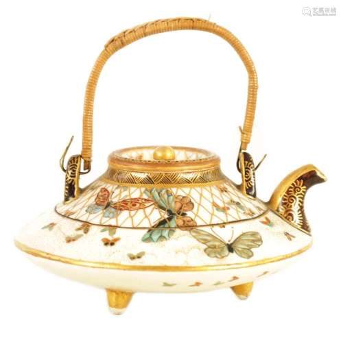 A LATE 19TH CENTURY JAPENSE SATSUMA WEAR MINATURE TEAPOT