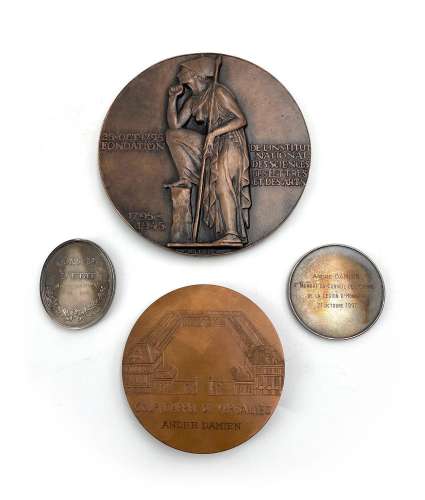 Souvenirs d'André DAMIEN Suite de quatre médailles attri...