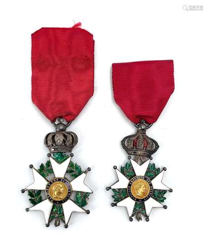 FRANCE ORDRE DE LA LEGION D'HONNEUR Deux étoiles de chev...